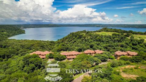 Newly renovated condo in Peninsula Papagayo overlooking Bahia Culebra