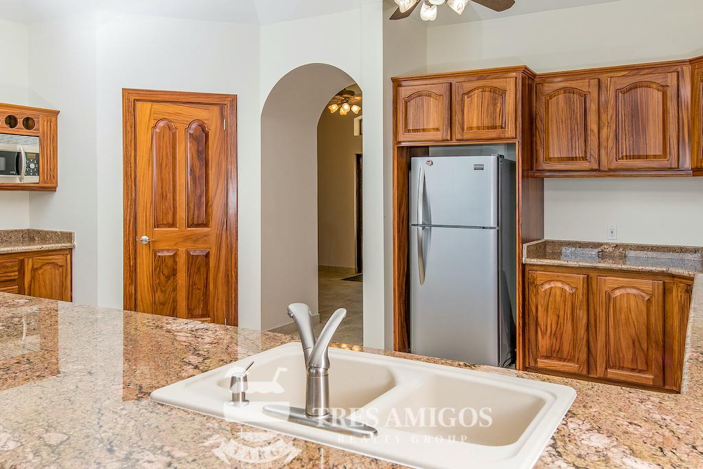 Kitchen sink and granite countertops 