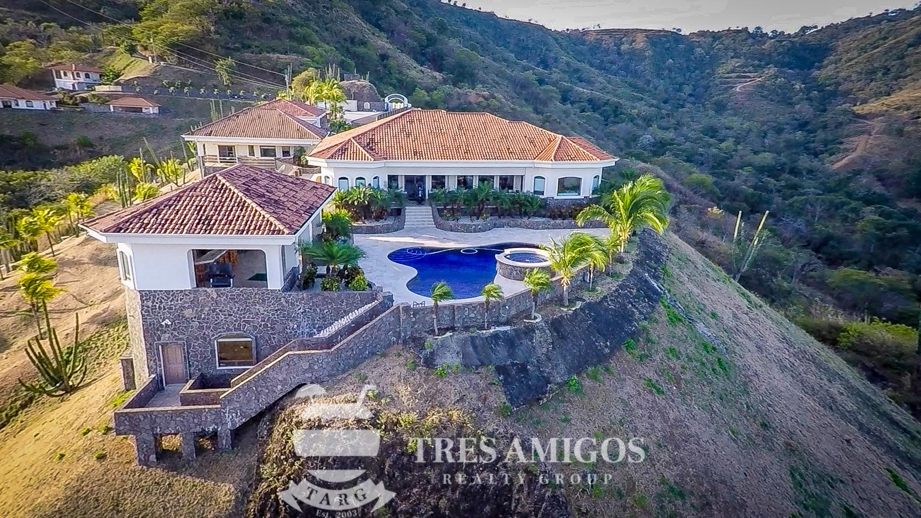 An all-inclusive vacation rental home located in in a compound overlooking Plays Del Coco and the Gulf of Papagayo
